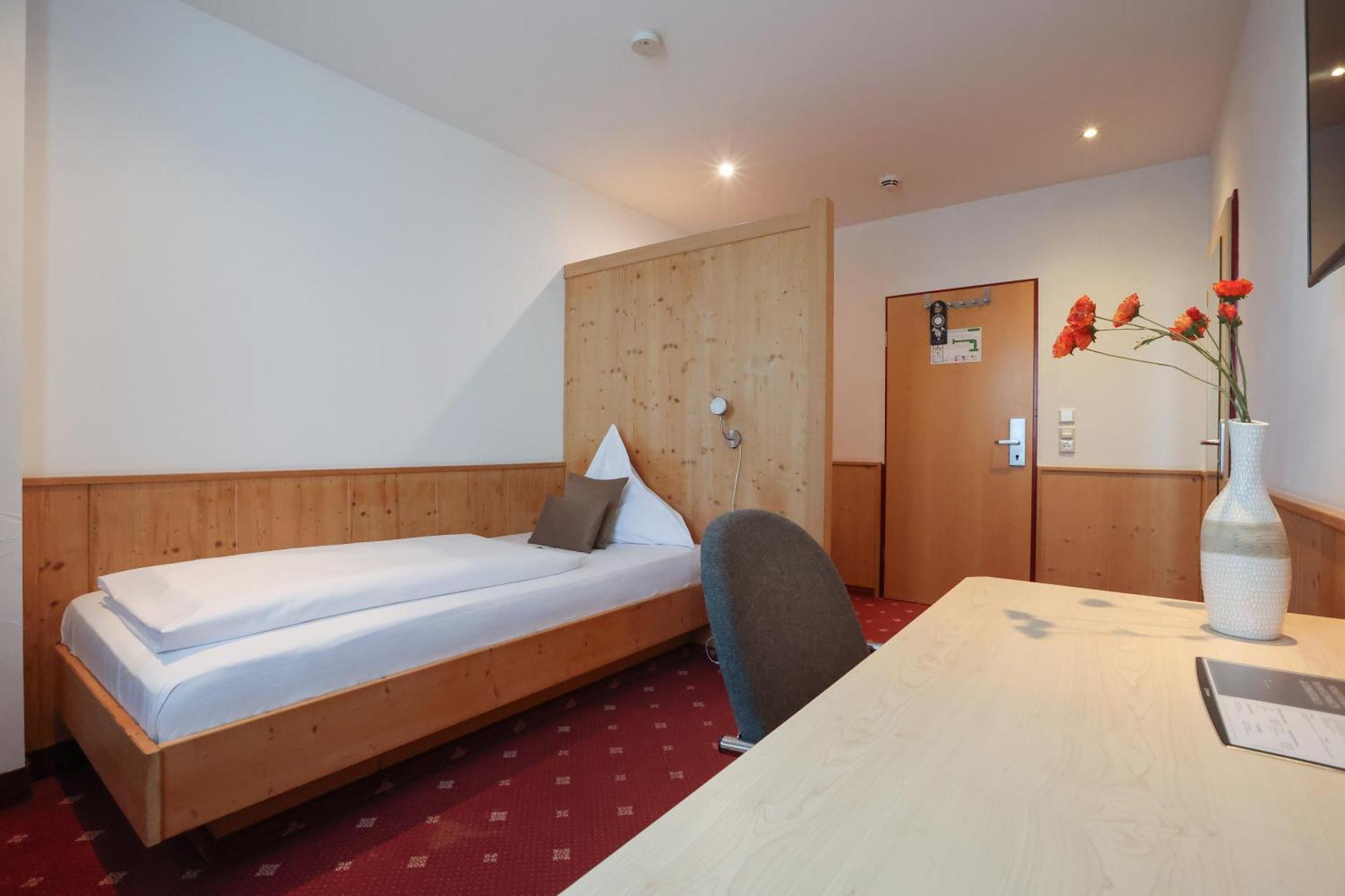 Arthotel Ana Panorama Marktoberdorf Ngoại thất bức ảnh